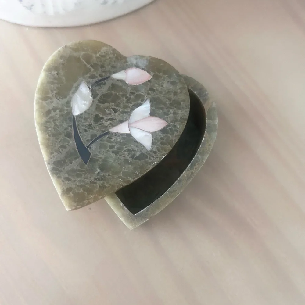 Vintage Soapstone Heart-Shaped Stone Trinket Jewelry Box